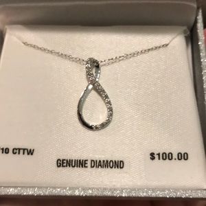 Infinite diamond necklace